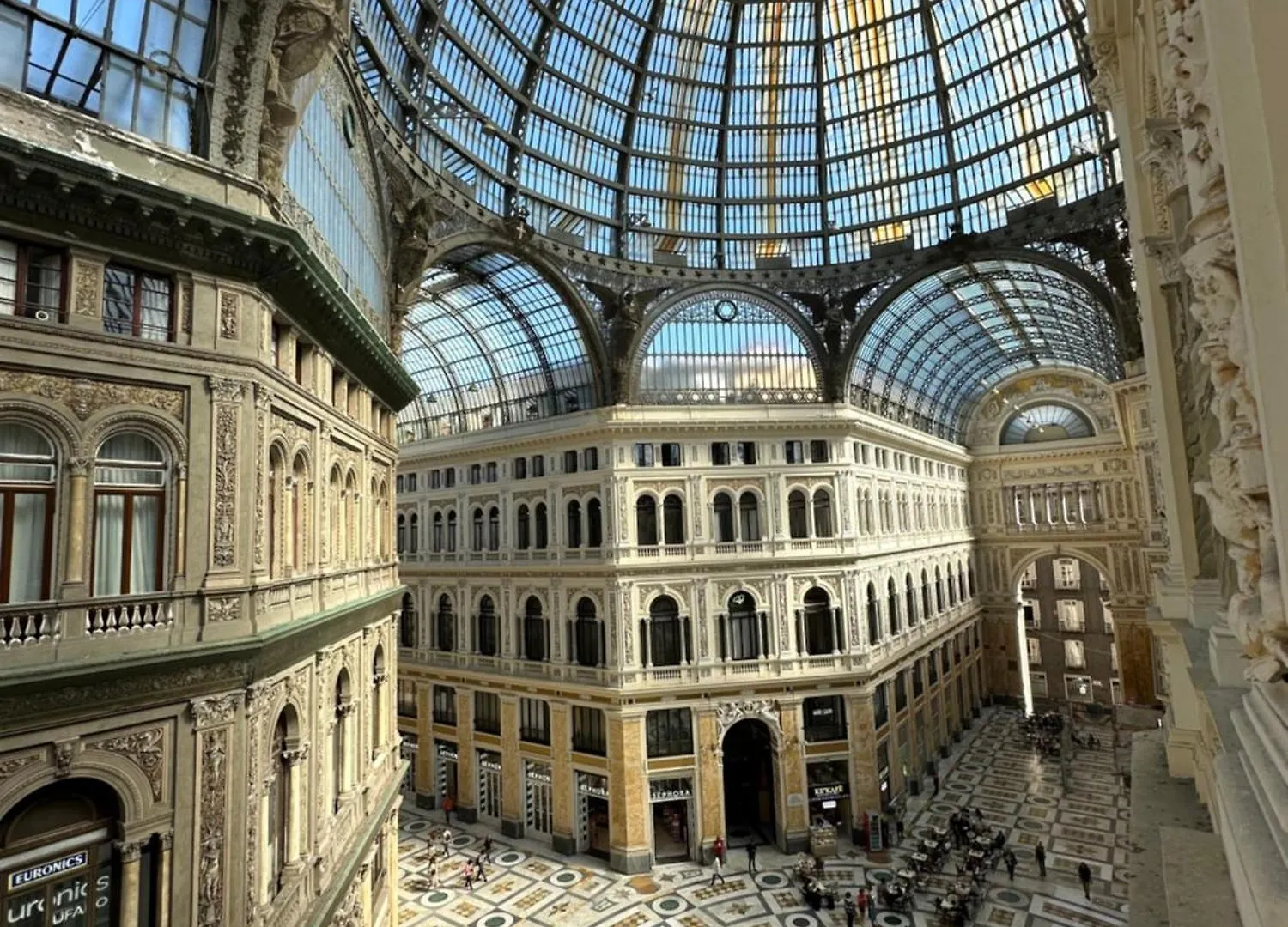 Caruso Place Boutique & Wellness Suites Naples 4*,